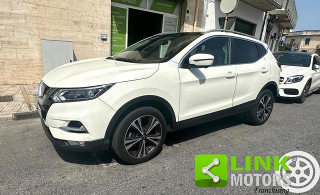 NISSAN Qashqai 1.2 DIG-T N-Connecta