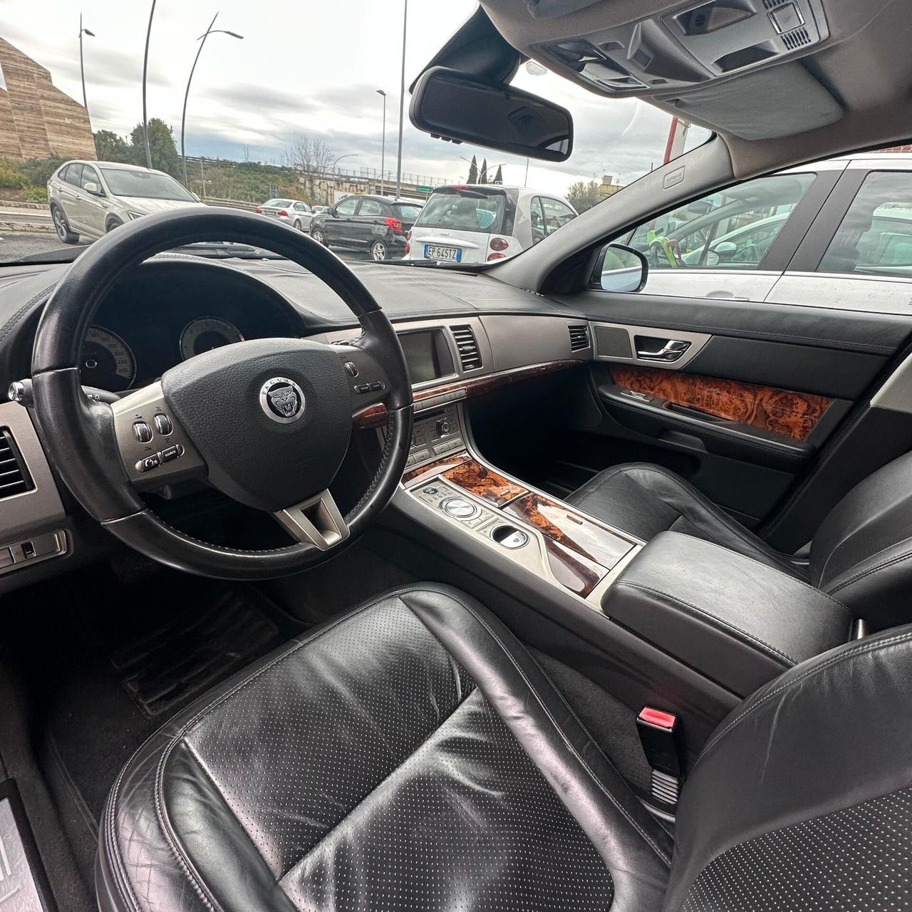 Jaguar XF 3.0 D V6 Premium Luxury