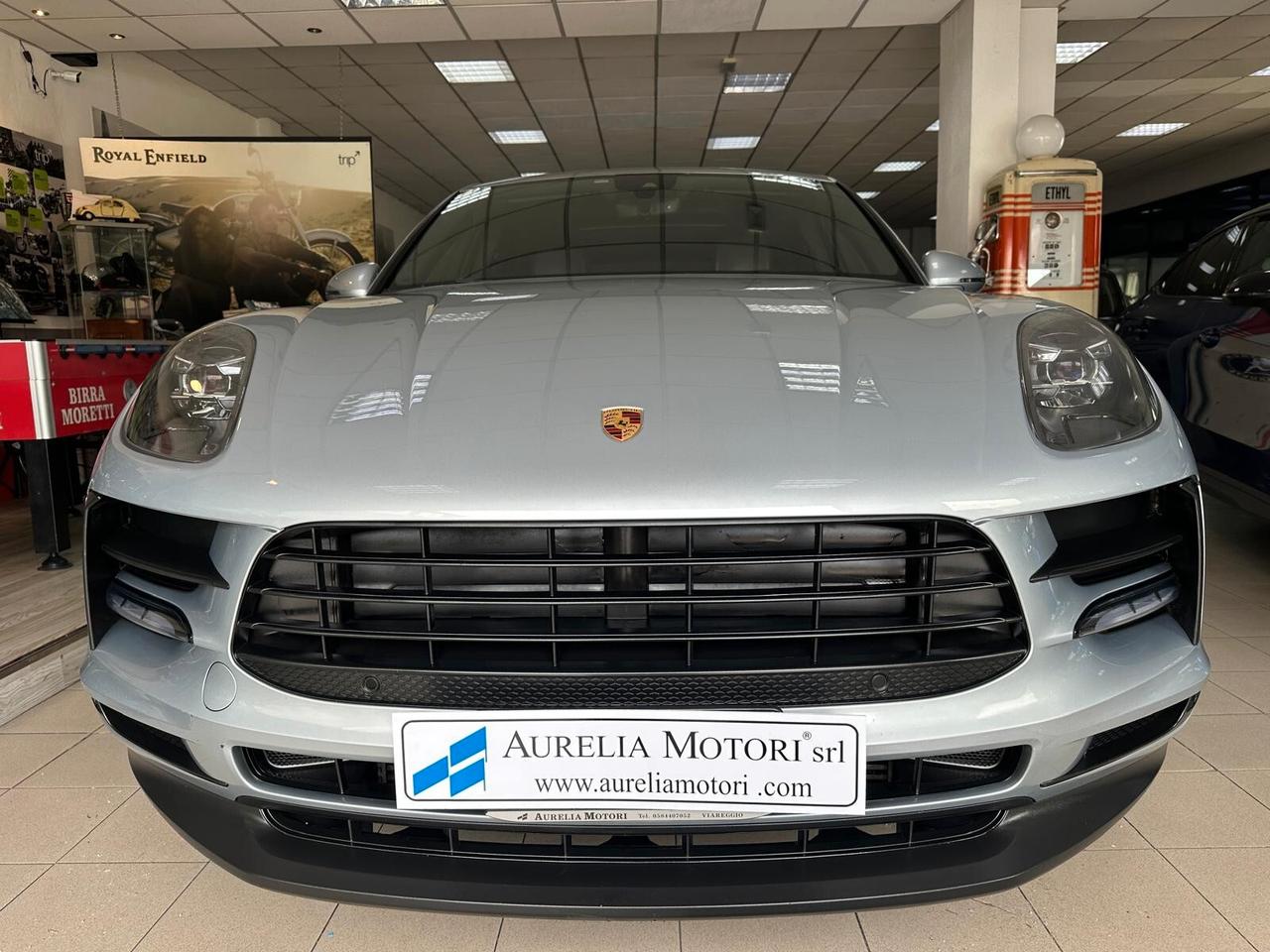 Porsche Macan 2.0 245 HP RESTYLING FULL TENUTA IN MODO MANIACALE