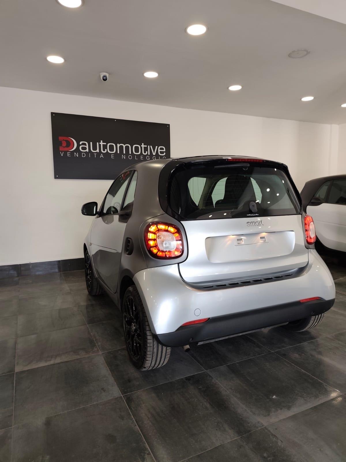 Smart ForTwo TWINAMIC 15.000km