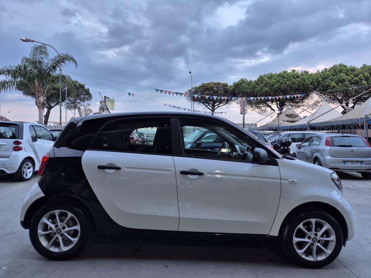 Smart ForFour 1.0 benz 70cv 2019 x neopatentati