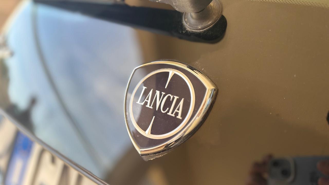 Lancia Ypsilon 1.0 FireFly 5 porte S&S Hybrid Gold
