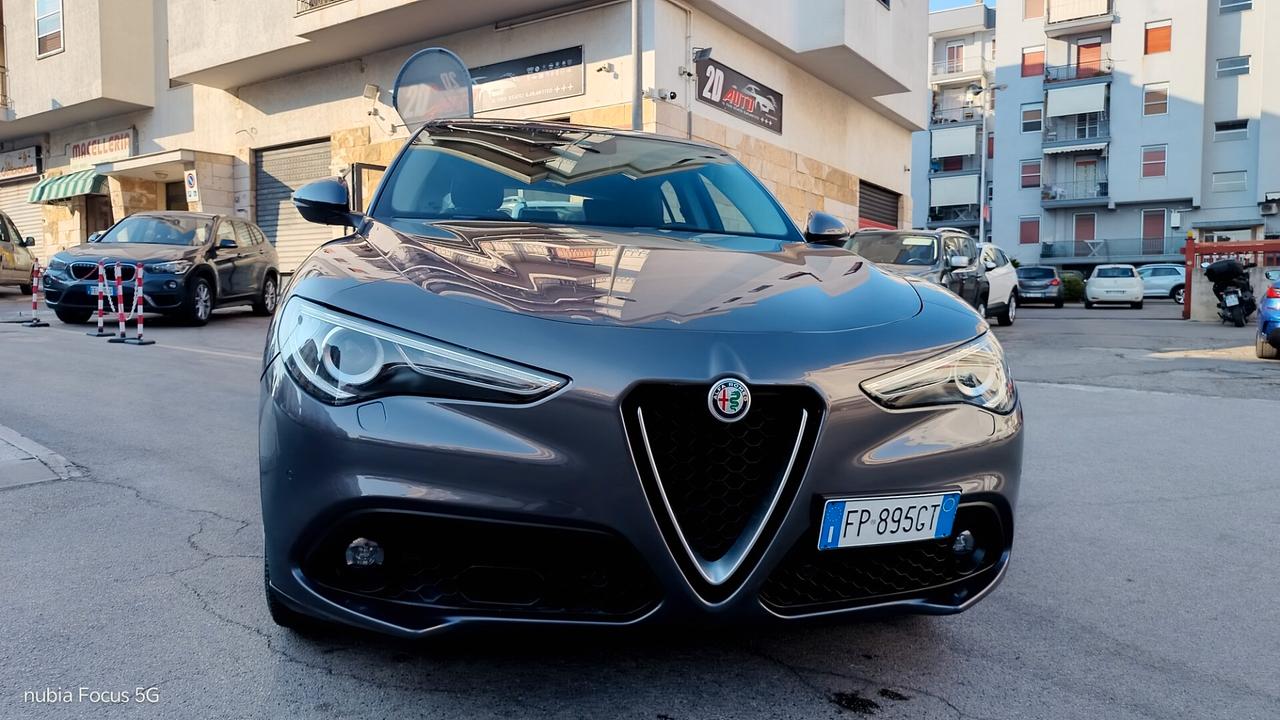 Alfa Romeo Stelvio 2.2 Executive * 180 CV * Navi * Pelle * Garantita 12 Mesi