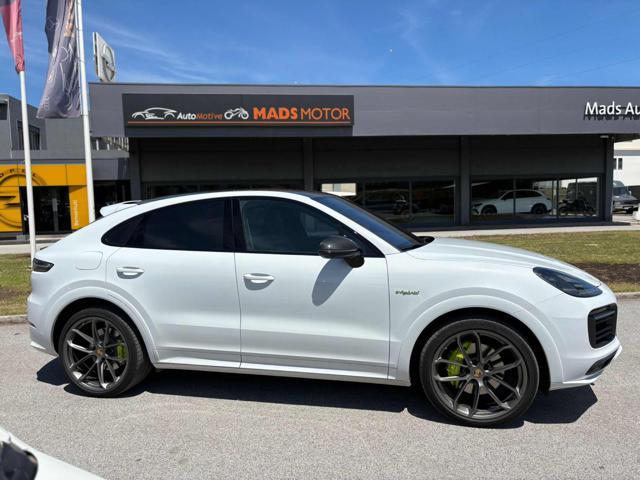 PORSCHE Cayenne Coupé 3.0 V6 E-Hybrid