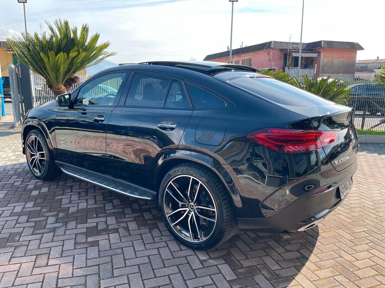 Mercedes-Benz GLE 350 De Coupe AMG*PANORAMA*22"