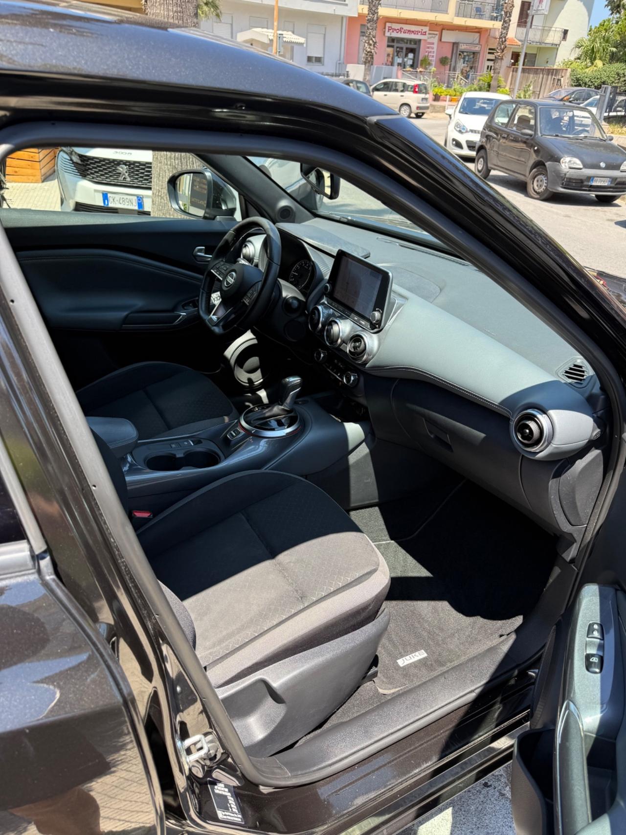 Nissan Juke 1.0 DIG-T 117 CV DCT Tekna