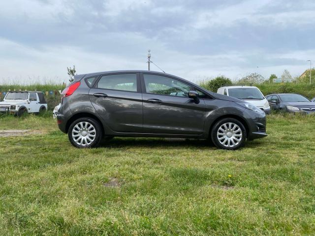 Ford Fiesta 5p * GPL * Cinghia Distribuzione fatta * Neopatentati ok * 97cv 1.4 E6 VI