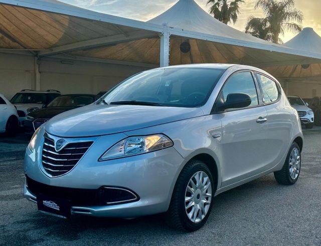 LANCIA Ypsilon 1.2 69 CV 5 porte GPL Ecochic Gold