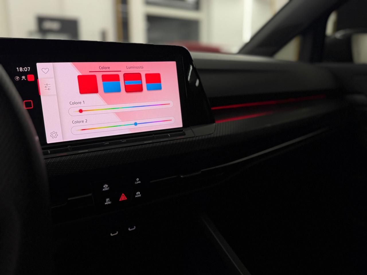 Volkswagen Golf 1.5 eTSI 150Cv DSG R-Line