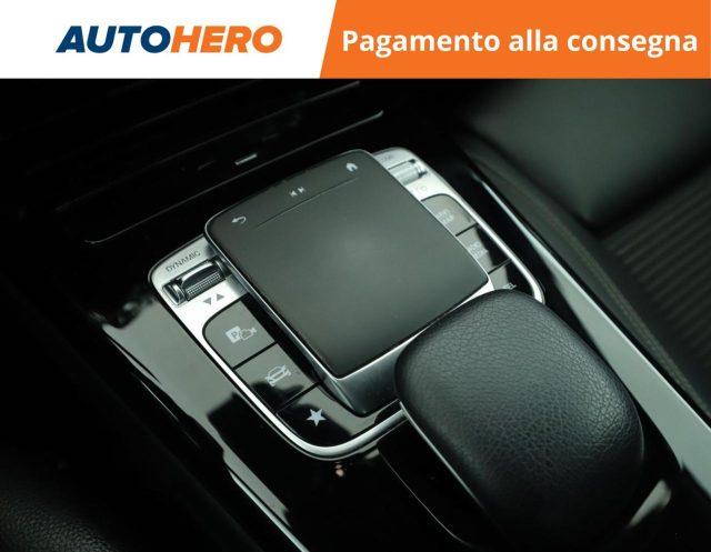 MERCEDES-BENZ A 200 Automatic Premium