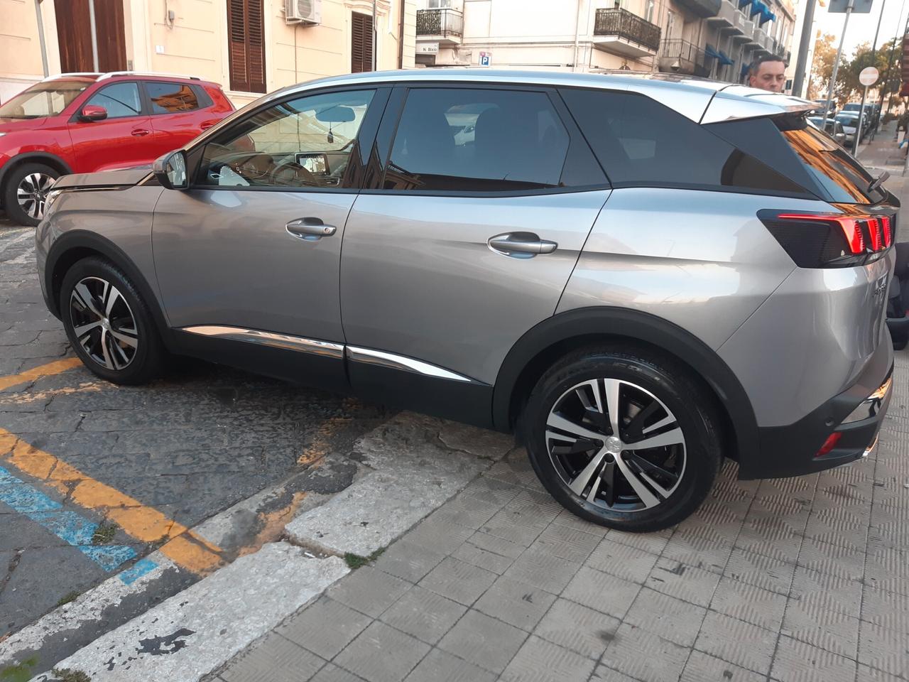 Peugeot 3008 BlueHDi 130 S&S EAT8 Allure