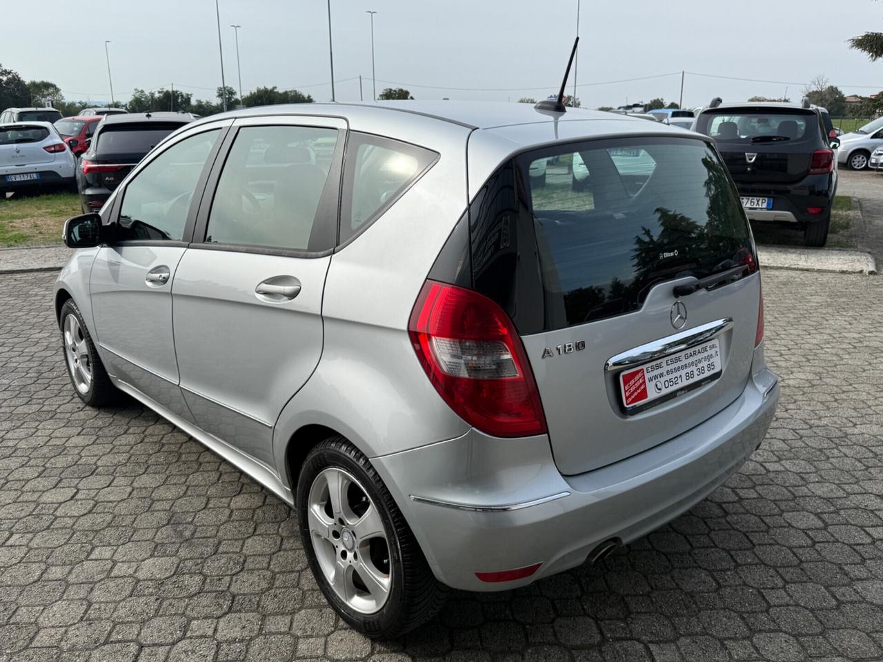 Mercedes-benz A 180 BlueEFFICIENCY Avantgarde