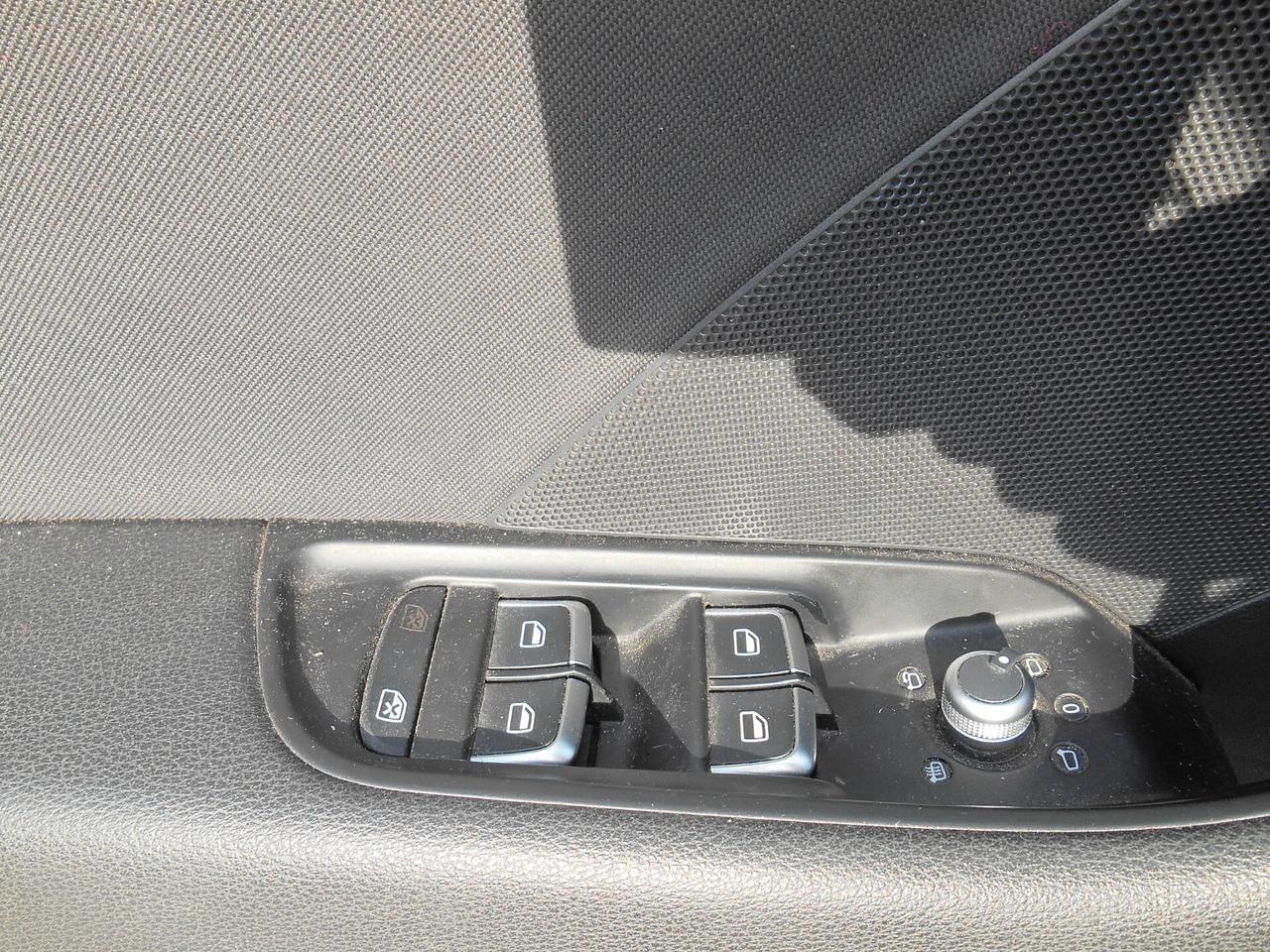 Audi A3 Sedan 1.6 TDI clean diesel S tronic Ambition