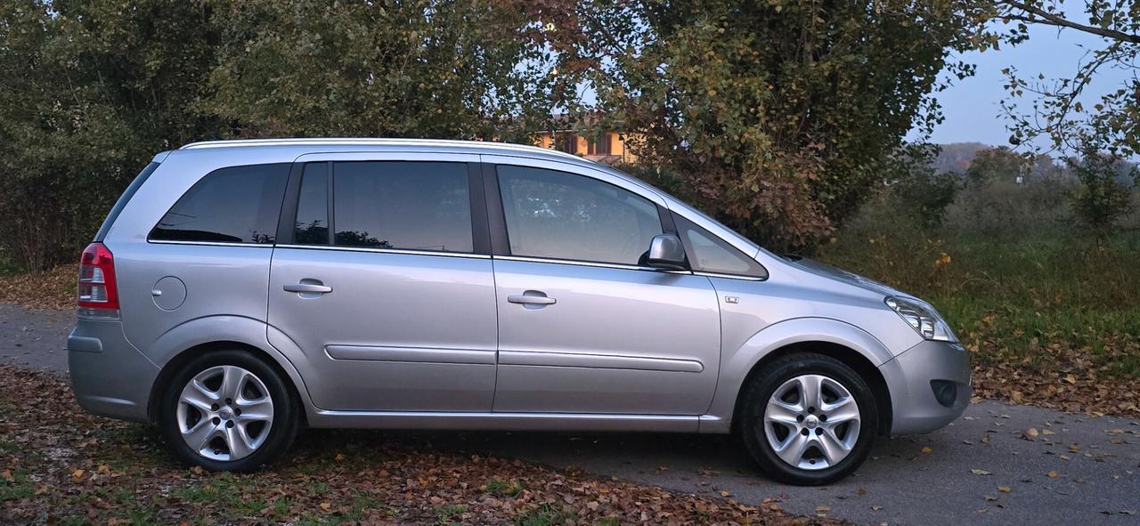 Opel Zafira 1.6 16V VVT One