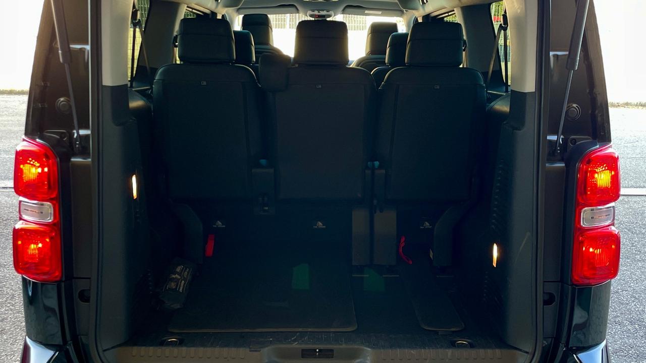 PEUGEOT TRAVELLER 2.0 BLUEHDI LONG BUSINESS VIP 177CV - OTTO POSTI, SEDILI IN PELLE ELETTRICI RISCADABILI, TETTO