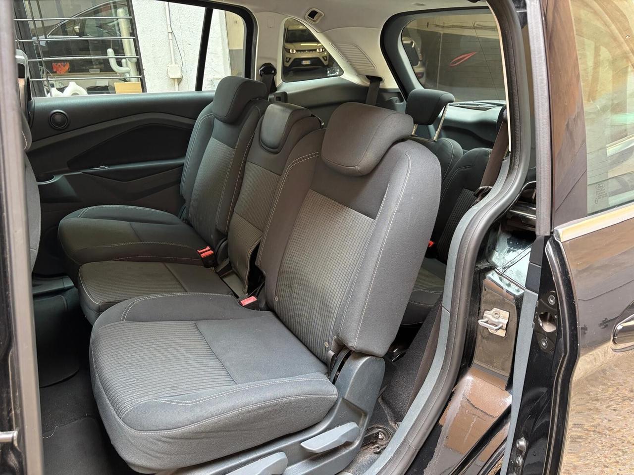 FORD C-MAX TDCi 1.6 - 7 POSTI