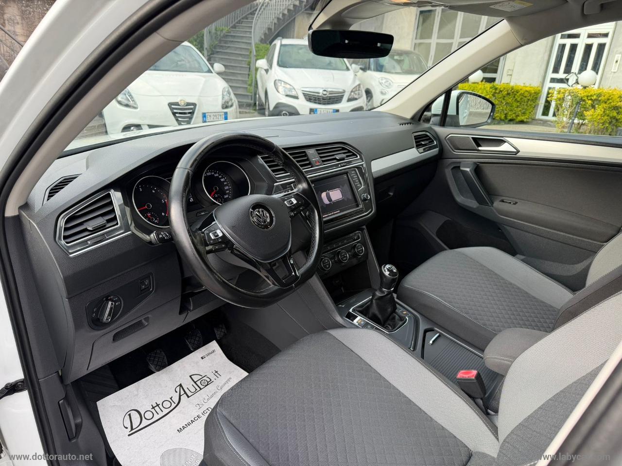 VOLKSWAGEN Tiguan 1.6 TDI Business BMT