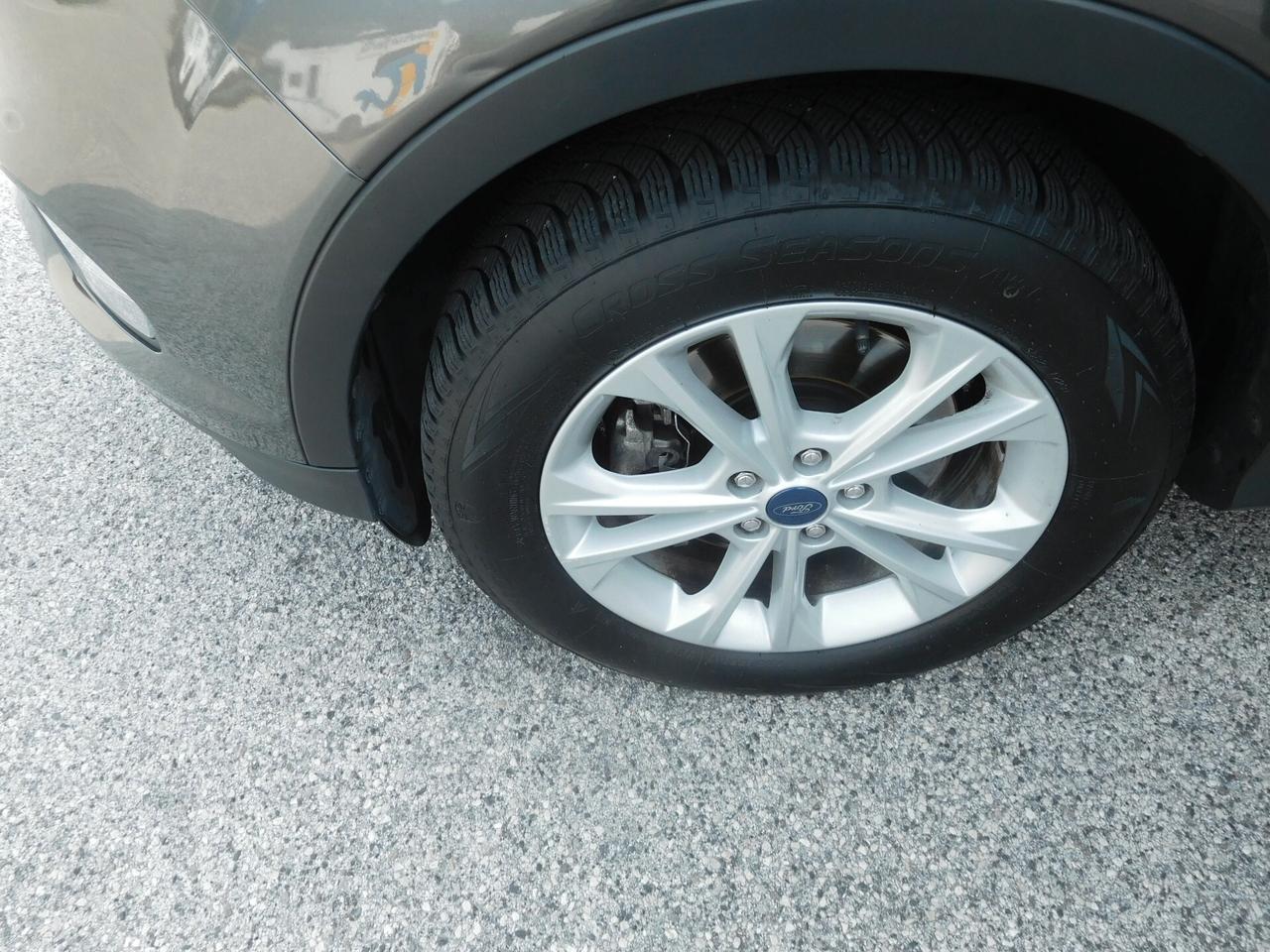 Ford Kuga 2.0 TDCI 150 CV S&S 4WD Powershift Titanium