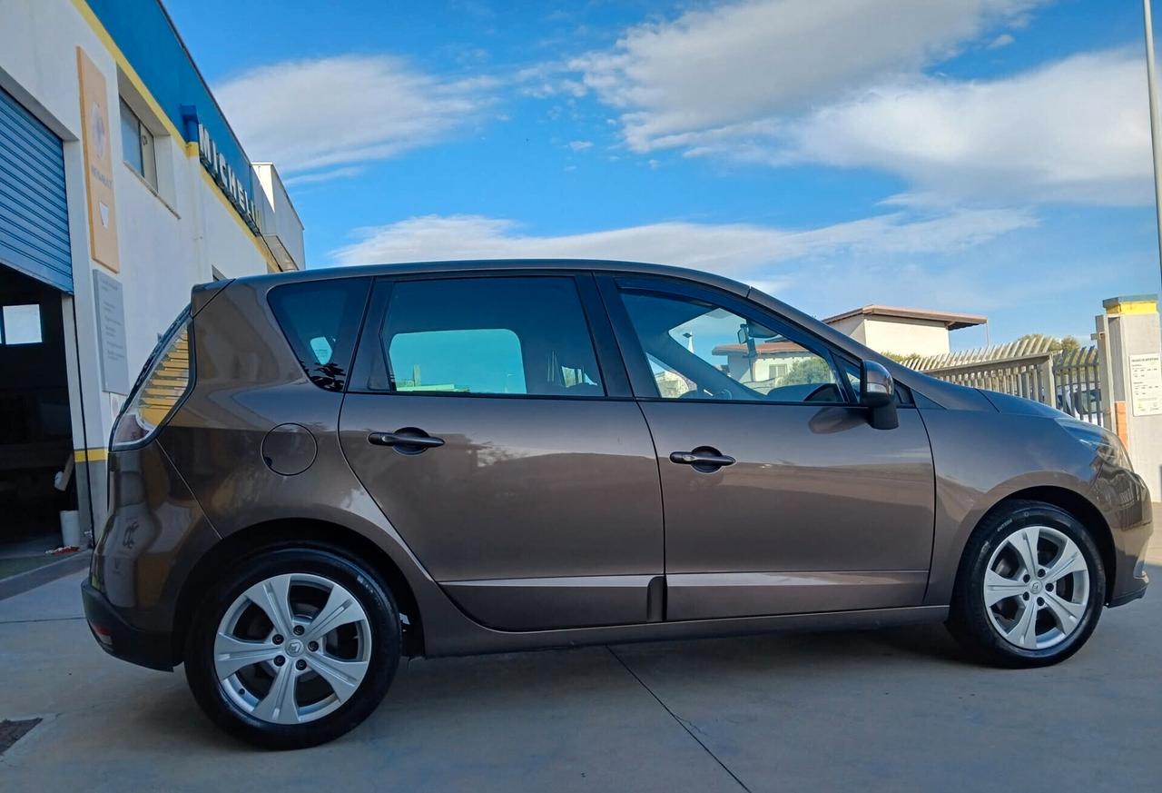 RENAULT Scenic 1.5 dCi 110cv Energy Live