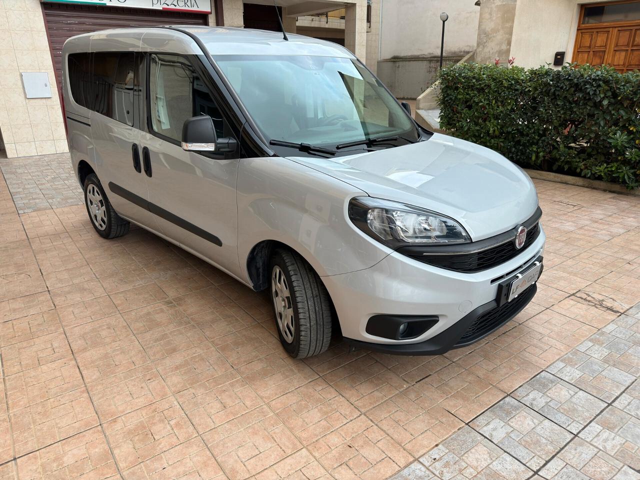 Fiat Doblo Doblò 1.6 MJT 120 cv S&S PC Combi Lounge 5 posti autocarro N1