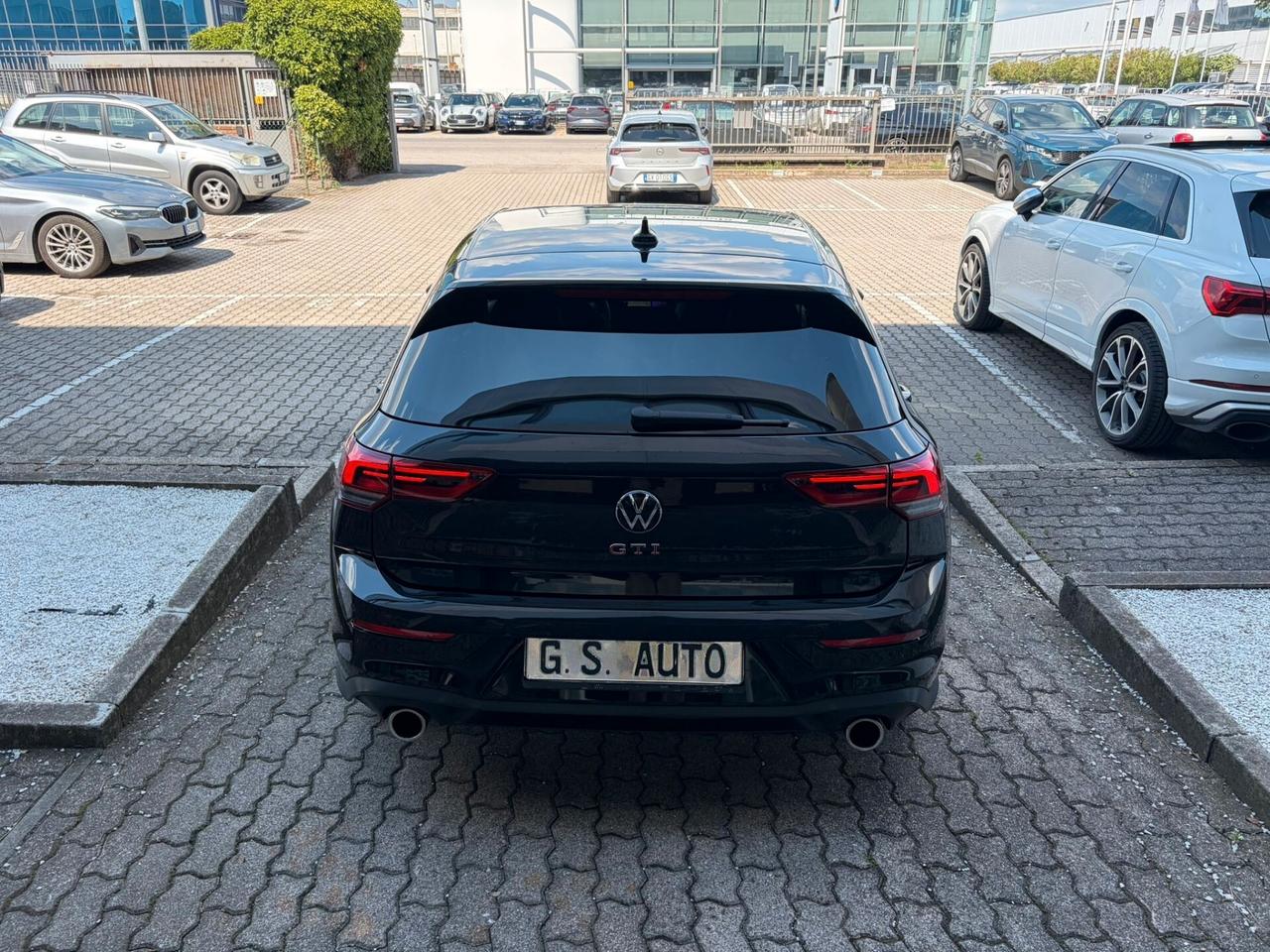Volkswagen Golf GTI 2.0 tsi 245cv dsg