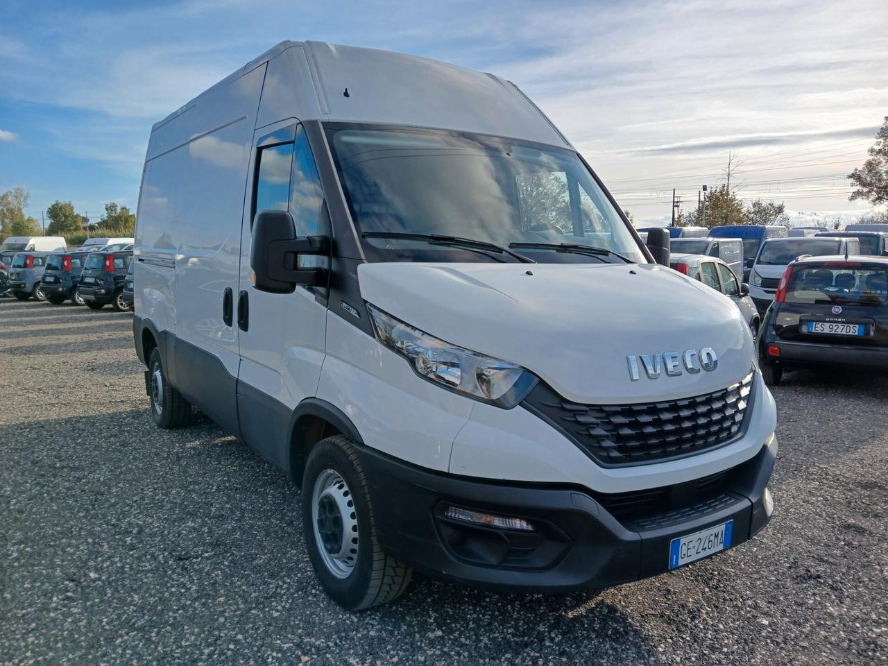Iveco Daily 35 H2 2.3 TM PN Cabinato