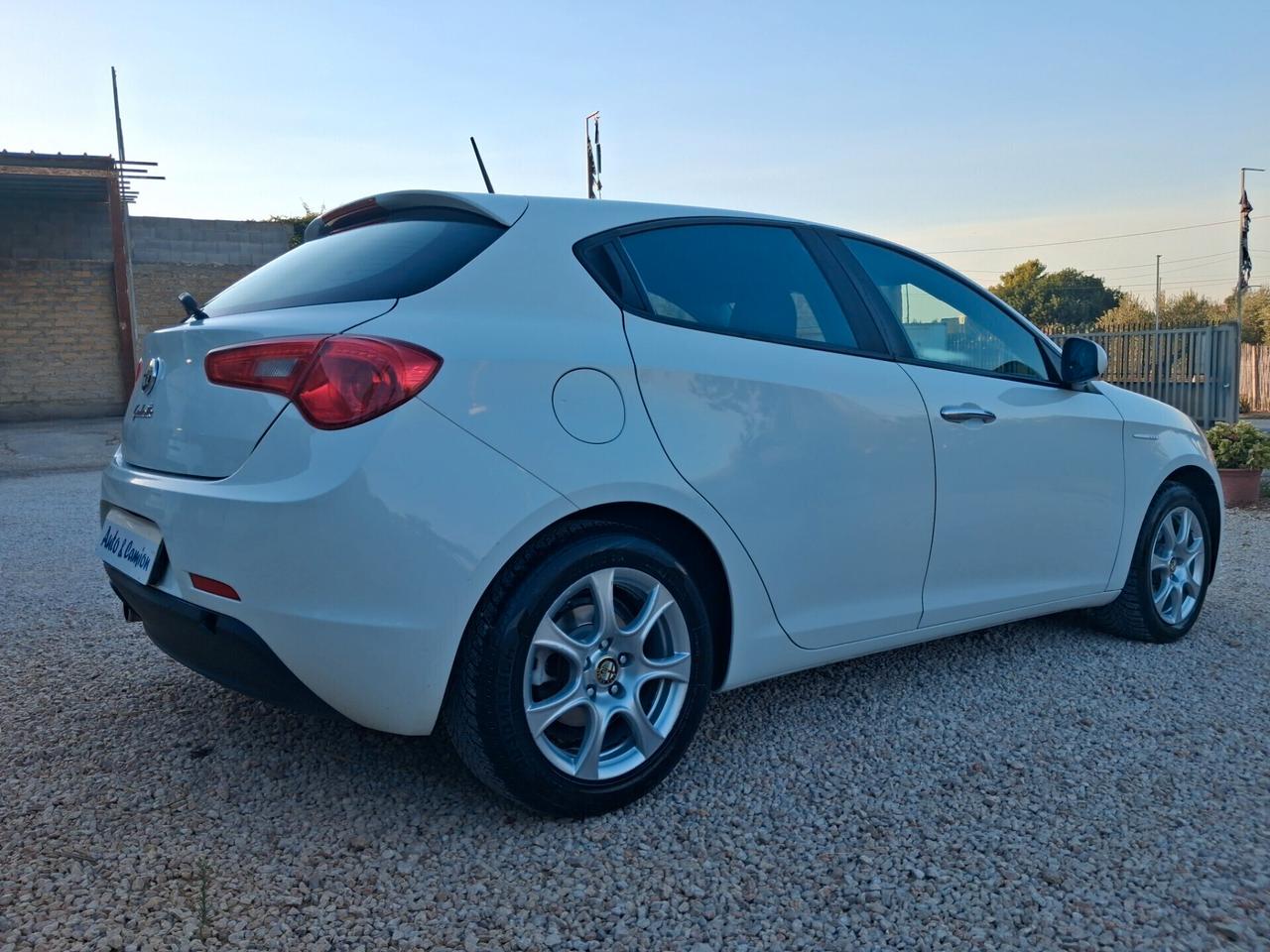 Alfa Romeo Giulietta 1.6 JTDm-2 105 CV Progression