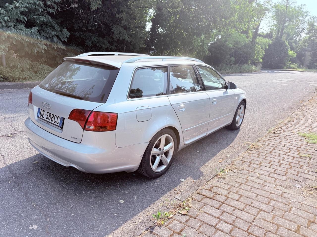 Audi A4 2.0 TDI 170CV 4X4 -UNICO PROPRIETARIOOOOO