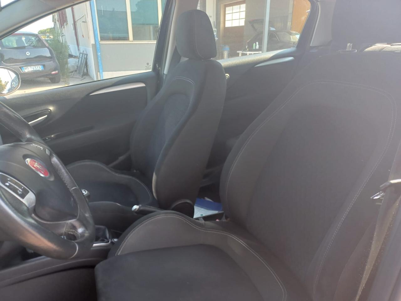 Fiat Punto 1.4 8V 5 porte Natural Power Lounge METANO - GRANDINATA