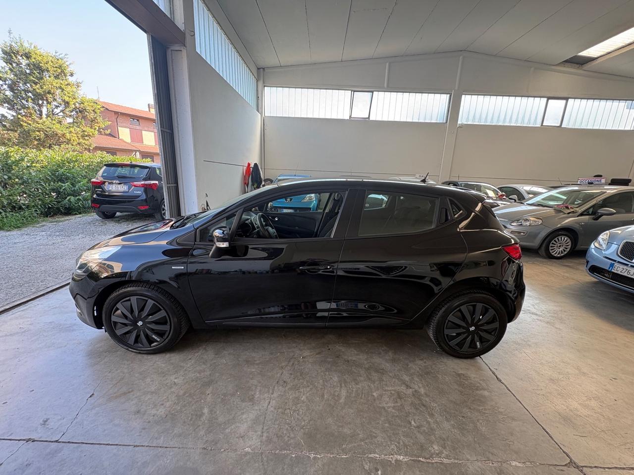 Renault Clio 1.2 75CV 5 porte Life limited