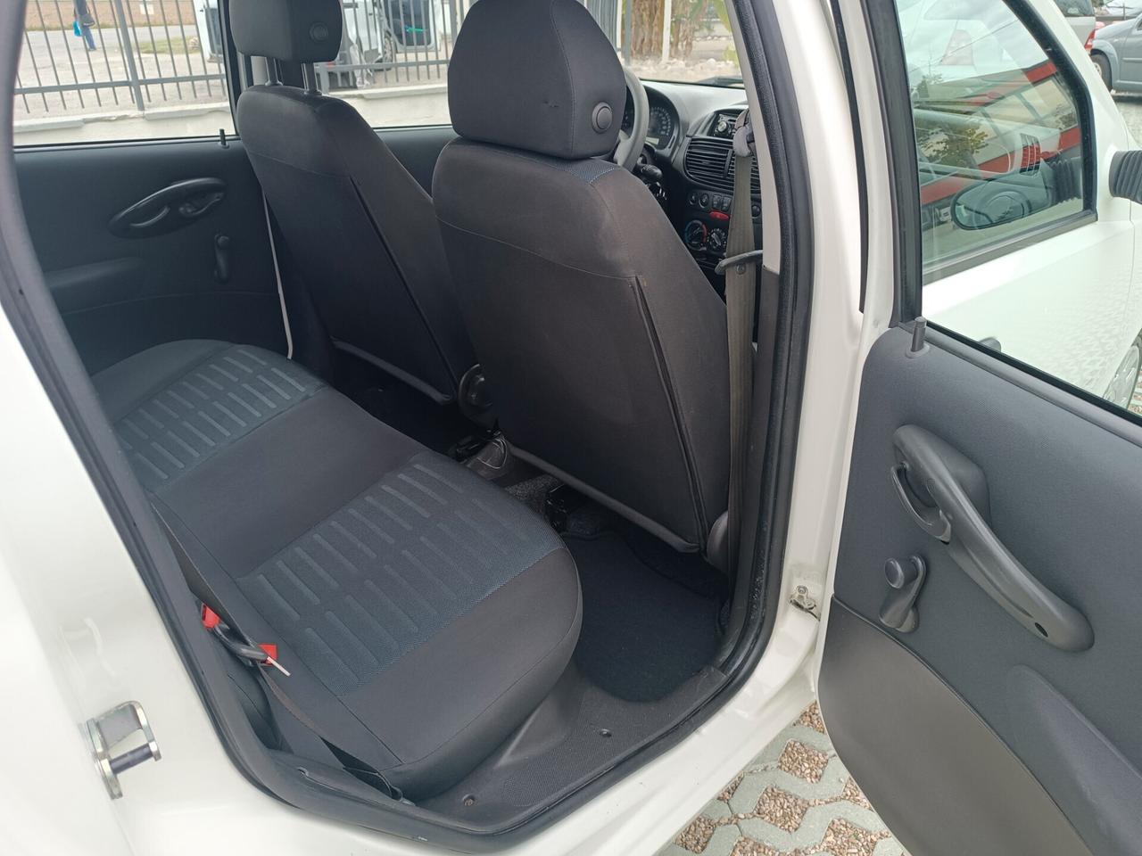 Fiat Punto Classic 1.2 5 porte Natural Power Active