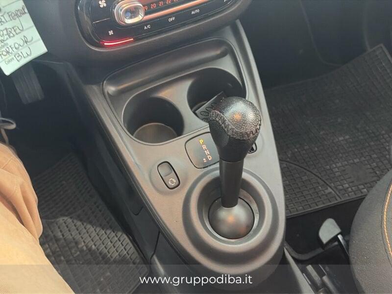 smart forfour Smart II 2015 Benzina 1.0 Urban (sport edition1) 71cv twinamic