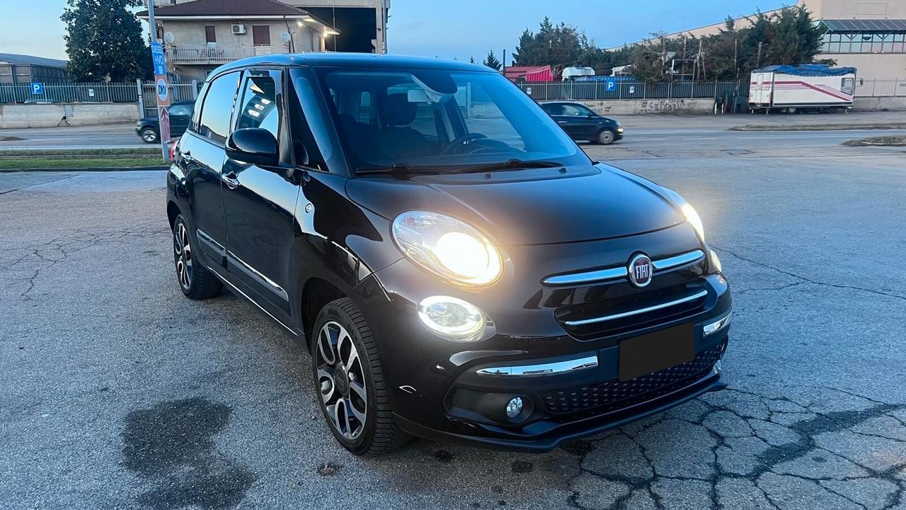 Fiat 500L 1.6 Multijet 120 CV 120° TETTO PANORAMICO