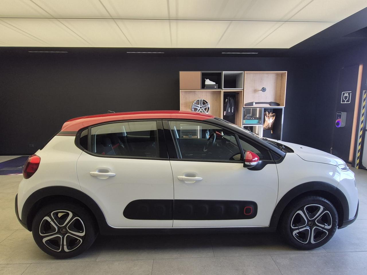 CITROEN C3 III - C3 1.2 puretech Shine 82cv