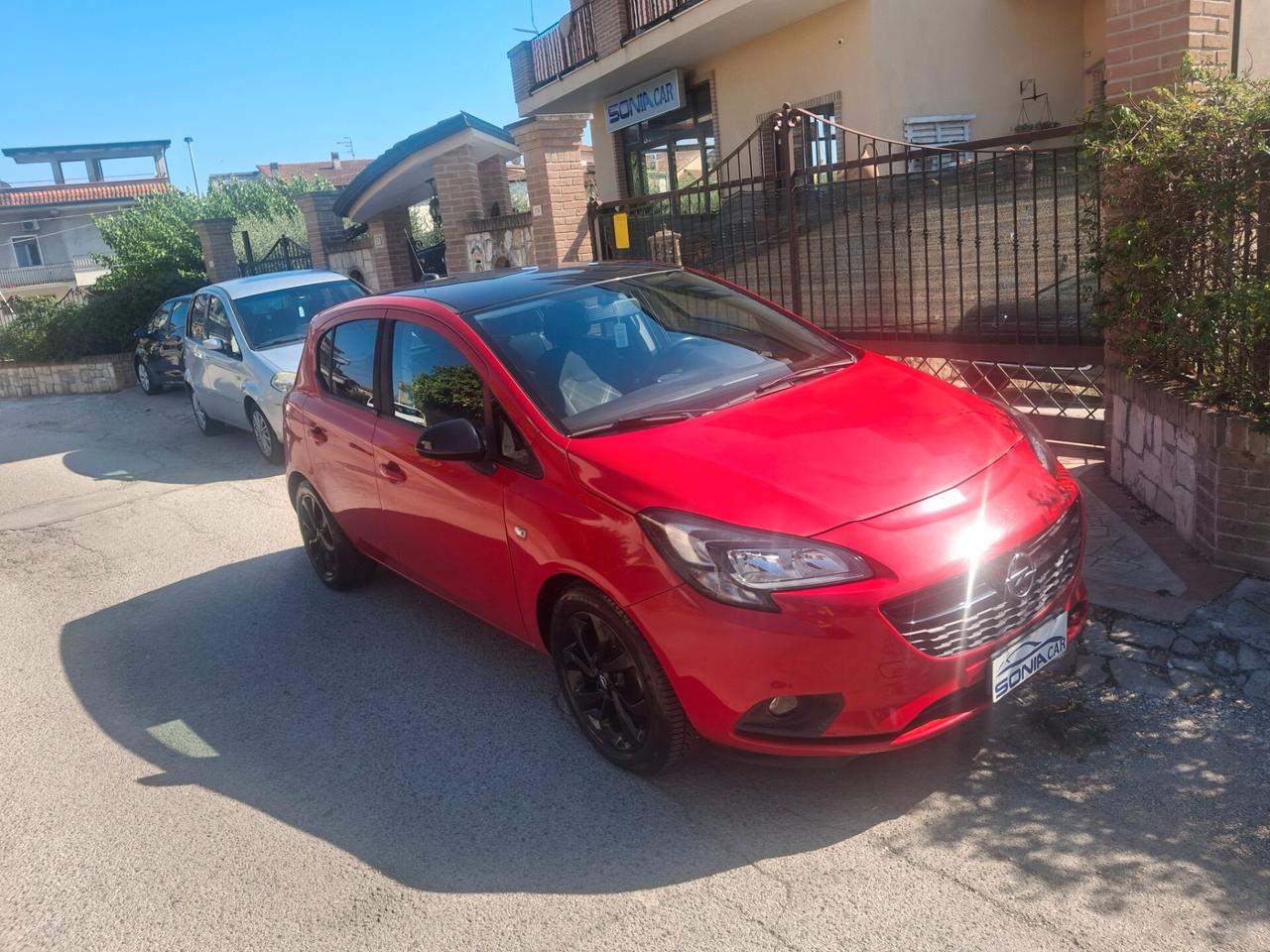 Opel Corsa 1.4 90CV GPL Tech 5 porte b-Color Neopatentati
