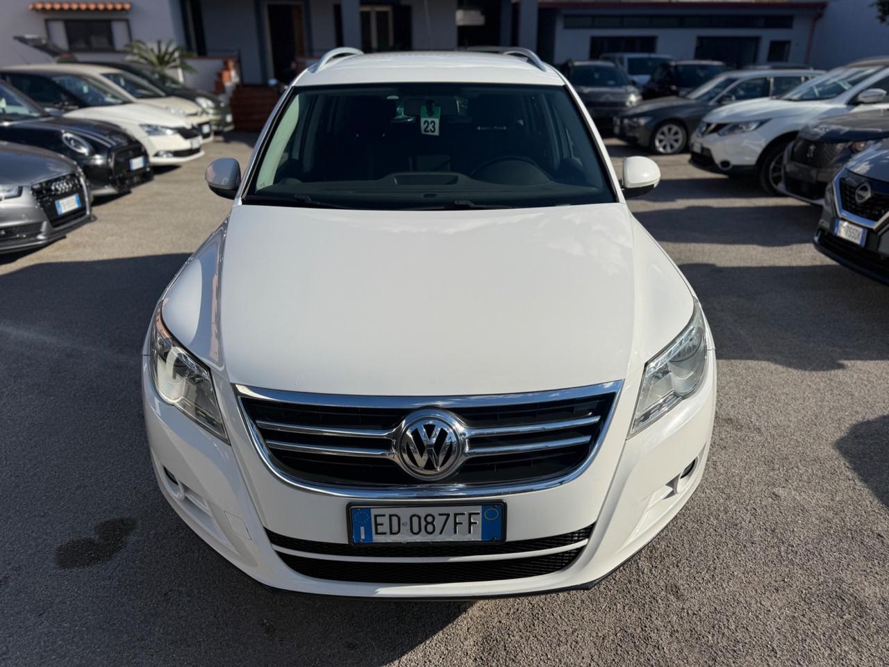 Volkswagen Tiguan 2.0 TDI DPF 4MOTION DSG Sport & Style