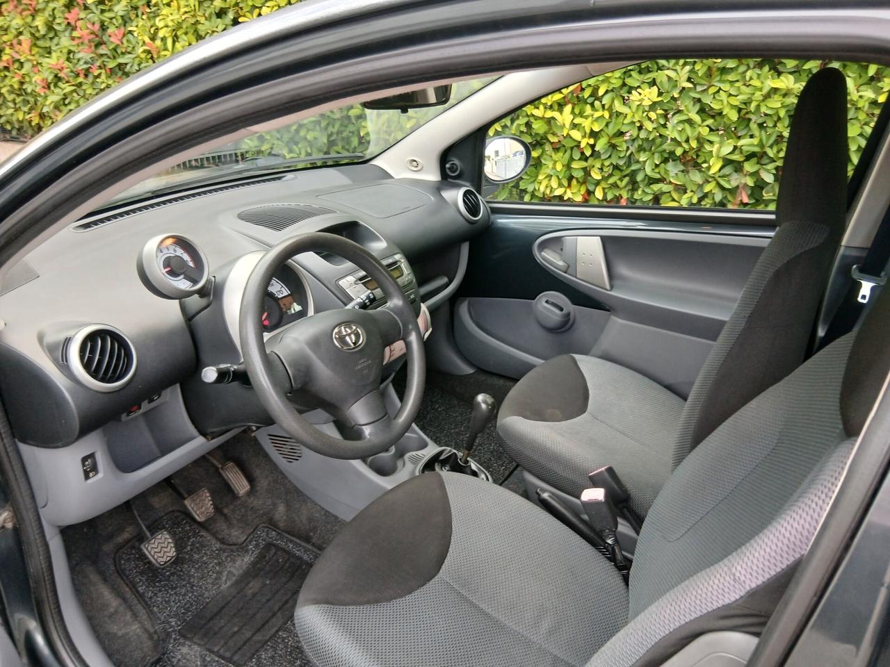 Toyota Aygo 1.0 12V VVT-i 3 porte Sol ok per neopatentati