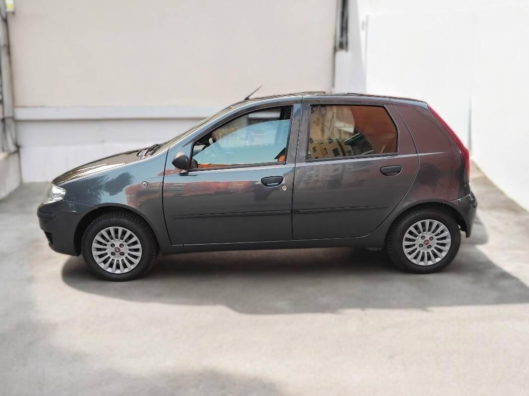 Fiat Punto Fiat Punto II 2011 1.2 Classic Active 5p
