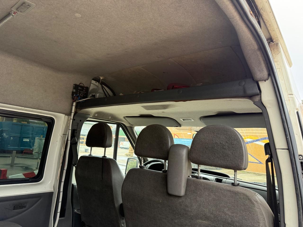 Ford Transit 2.4 diesel 9 posti