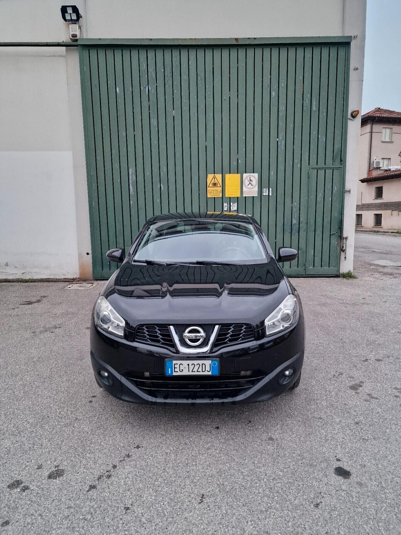 Nissan Qashqai 2.0 dCi DPF Tekna