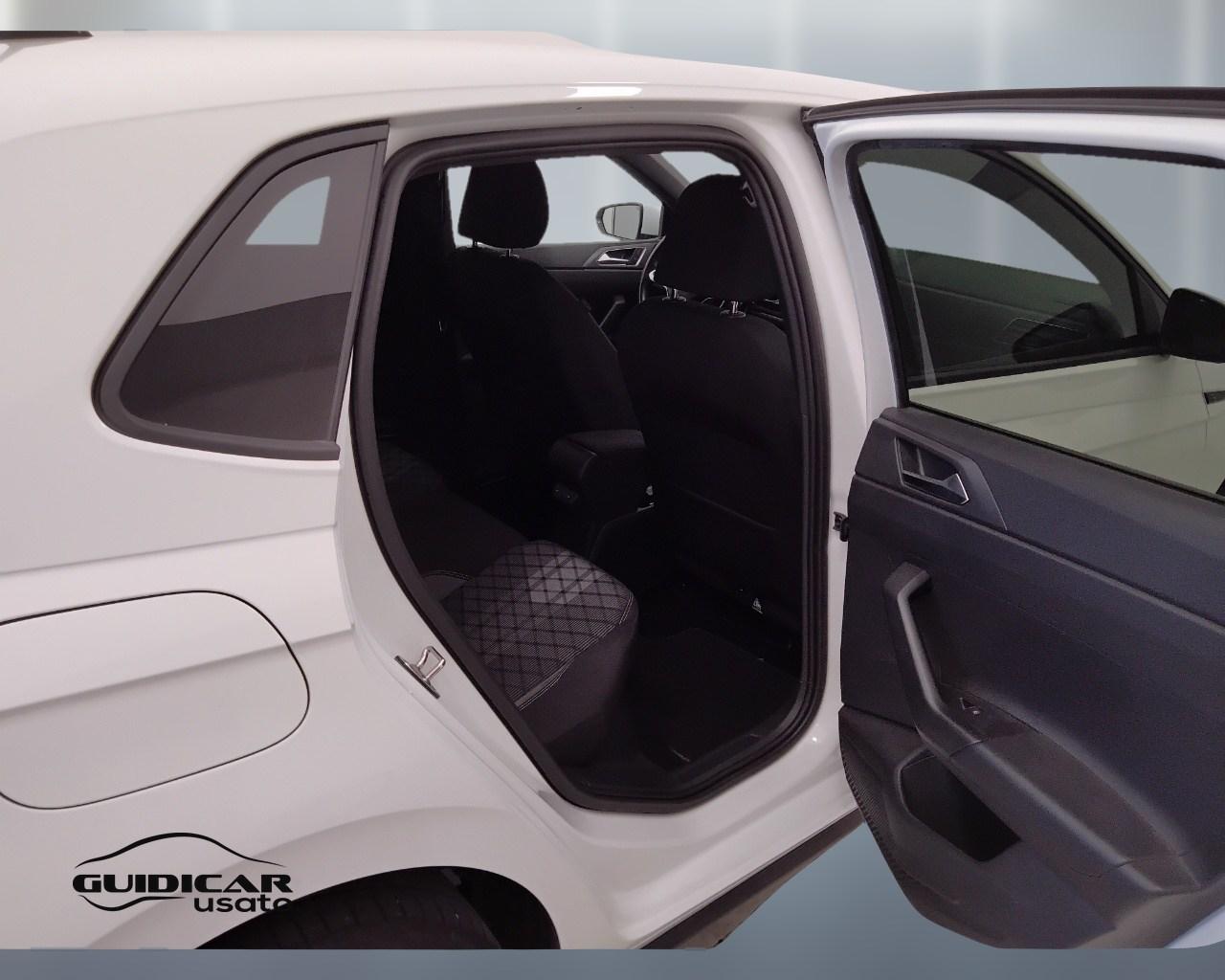 VOLKSWAGEN Polo VI 2022 - Polo 1.0 tsi R-Line 95cv
