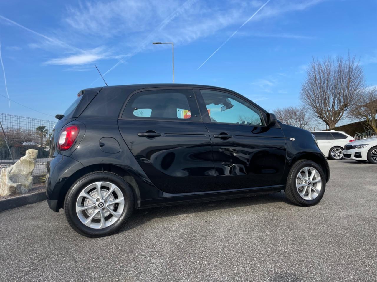 Smart ForFour 70 1.0 Youngster