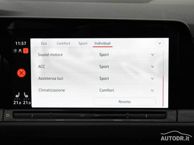 VOLKSWAGEN Golf 2.0 TSI GTI DSG Fari Matrix, Navi, Retrocamera