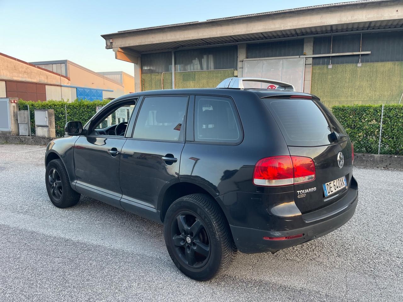 Volkswagen Touareg 2.5 R5 TDI DPF Style