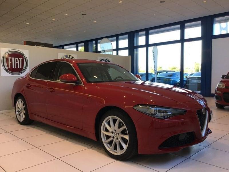 Alfa Romeo Giulia Giulia 2.0 Turbo 200 CV AT8 Ti MY20