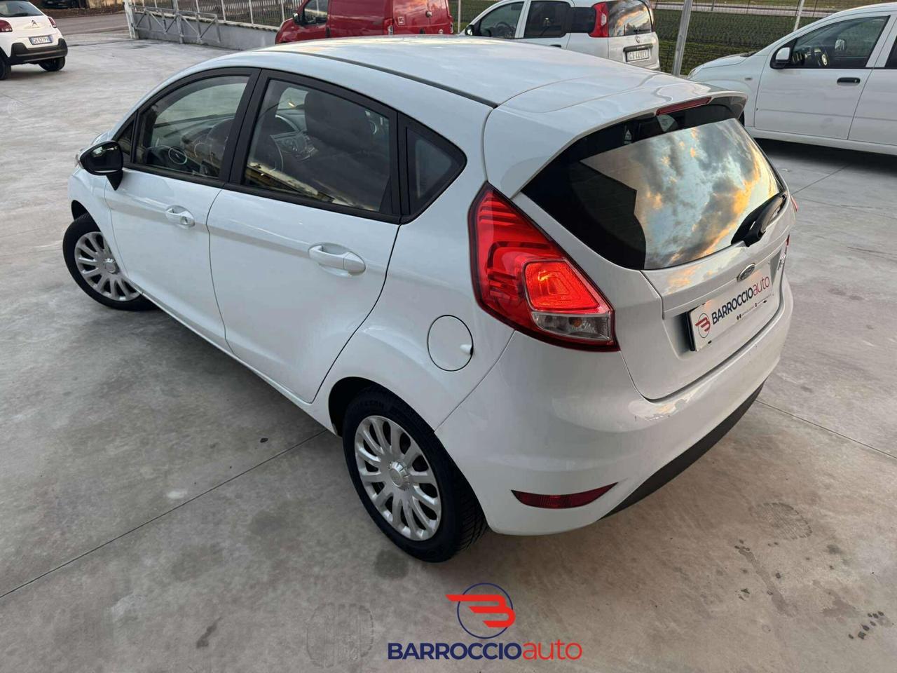 Ford Fiesta 1.5 TDCi 75CV 5P Black&White Edition-2015