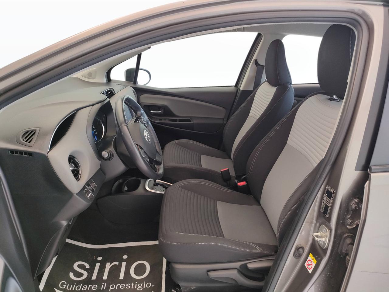 TOYOTA Yaris III 2017 - Yaris 5p 1.5h Active