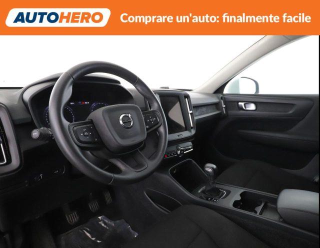 VOLVO XC40 T2 Momentum Core