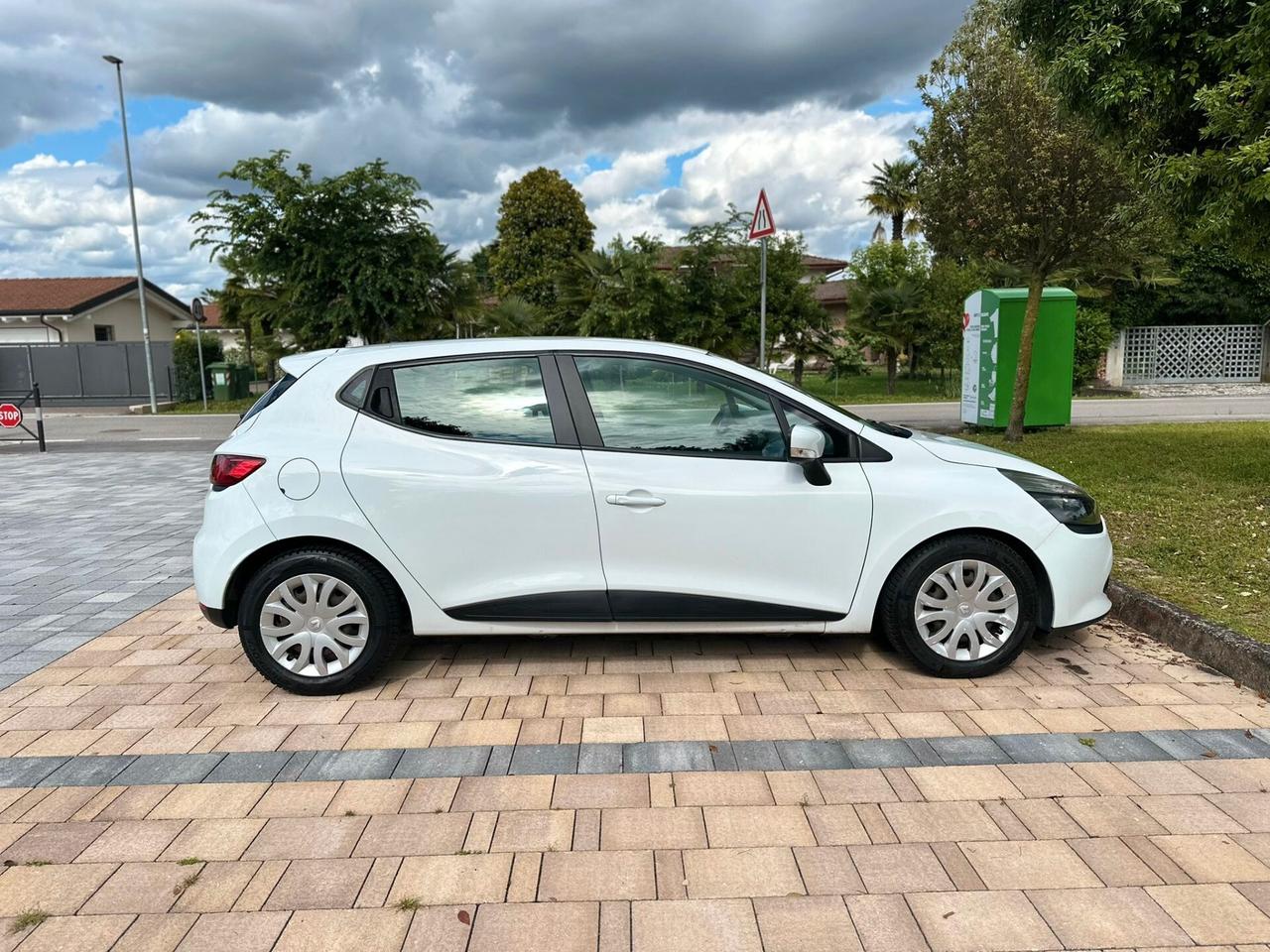 Renault Clio 1.5 dCi 8V 75CV 5 porte Costume National