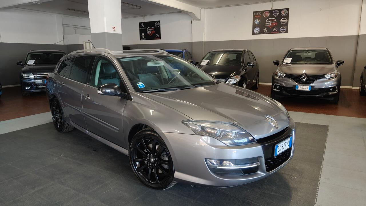 Renault Laguna 2.0 dCi 150CV SporTour 4Control ESM